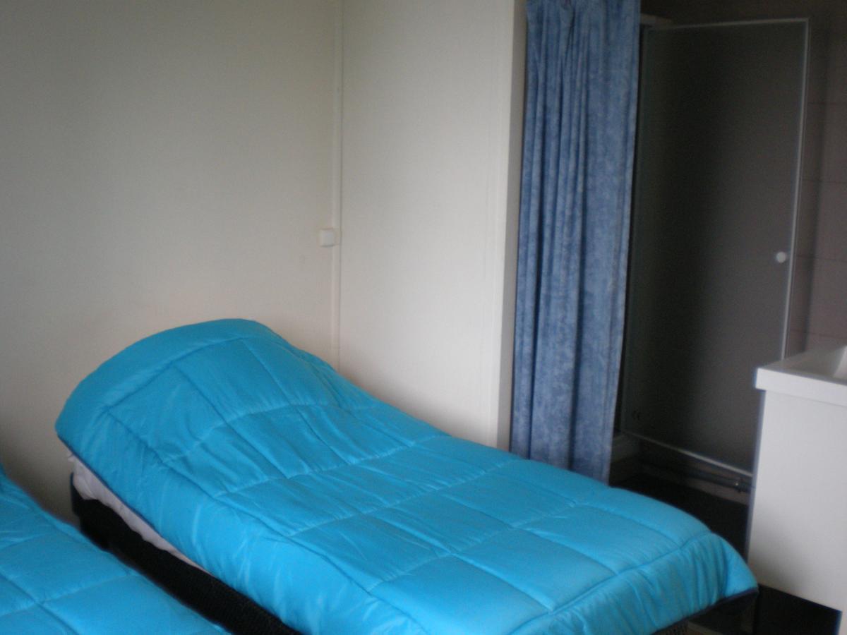 Hotel Dg Mery-sur-Oise Екстер'єр фото