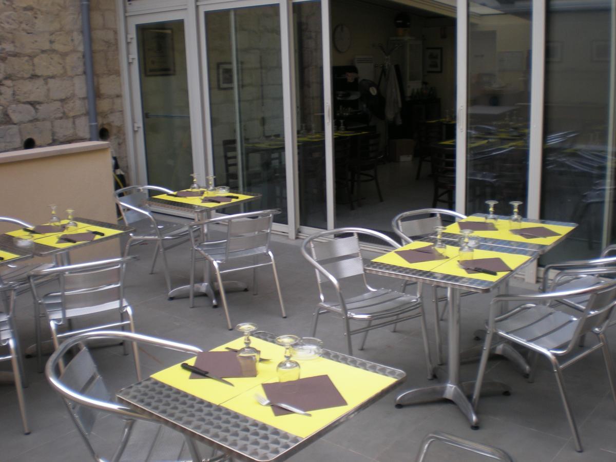 Hotel Dg Mery-sur-Oise Екстер'єр фото