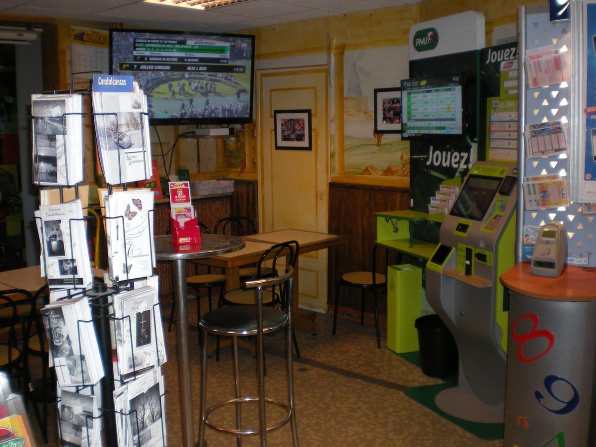 Hotel Dg Mery-sur-Oise Екстер'єр фото